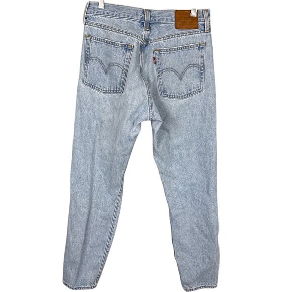 Levi’s Wedgie Straight Fit Denim Jeans Light Wash Butt Lift SZ 27 Timeless Style - Picture 4 of 11